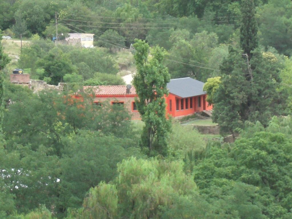 Hostel Aneley Tanti Buitenkant foto