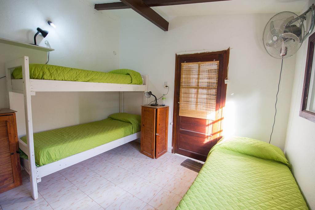 Hostel Aneley Tanti Buitenkant foto