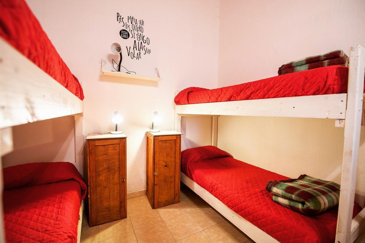 Hostel Aneley Tanti Buitenkant foto